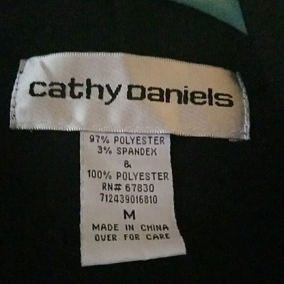 Cathy Daniels 1pc layered top Sz M EUC - Picture 3 of 4